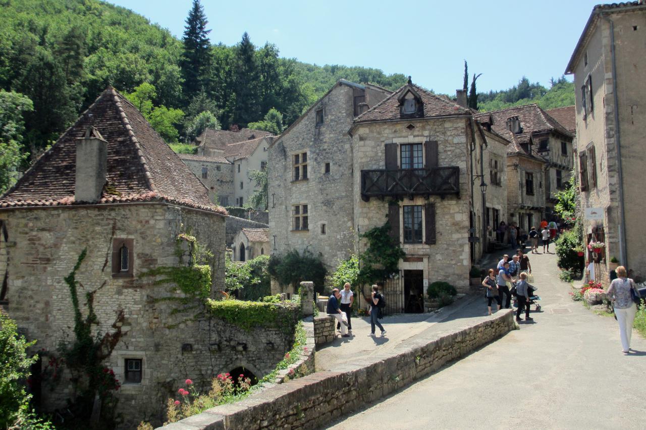 Hotel Le Lac Bleu à Lacapelle-Marival Extérieur photo